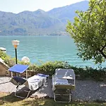 A Private And Parking 아파트 Oliveto Lario