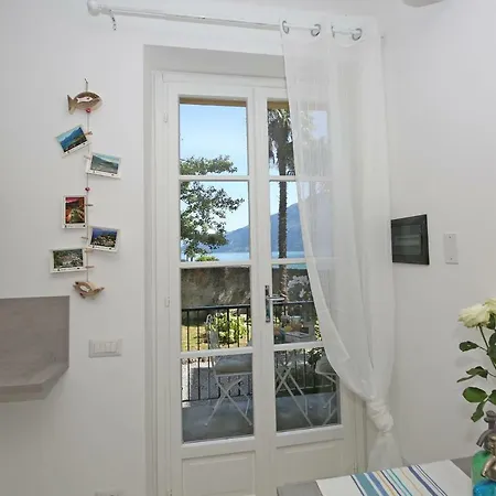 A Private And Parking * Oliveto Lario