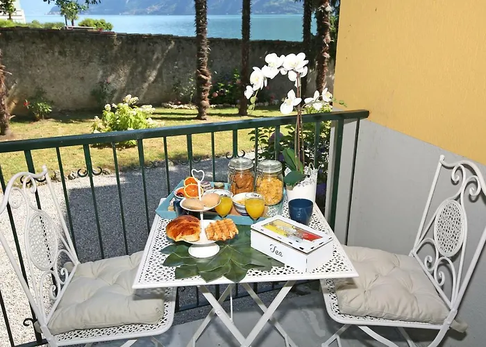A Private And Parking Apartmán Oliveto Lario