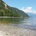 A Private Beach&parking Oliveto Lario
