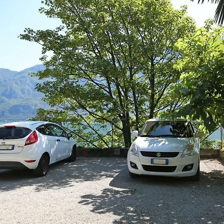 Apartmán A Private And Parking Oliveto Lario