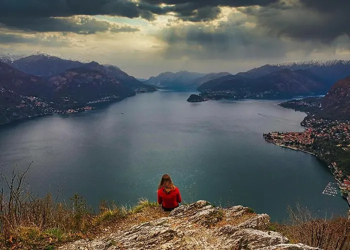 A Private And Parking Appartamento Oliveto Lario