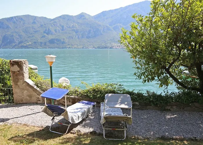 A Private And Parking Appartamento Oliveto Lario
