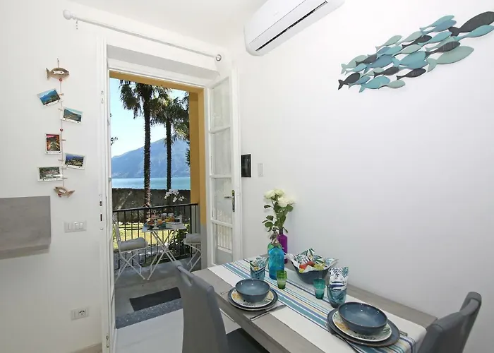 A Private And Parking Appartamento Oliveto Lario